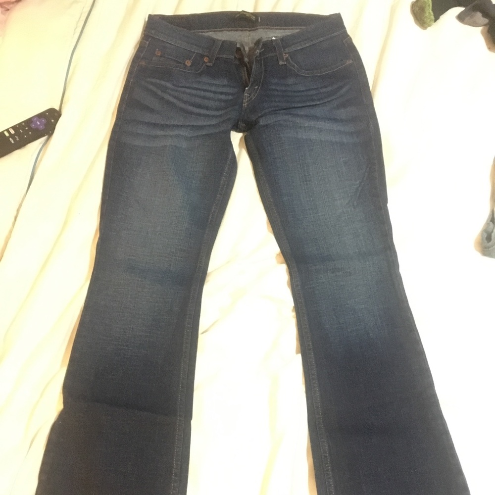 Levi low boot cut